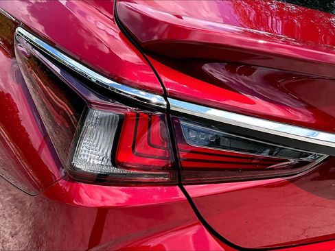 Used 2020 Lexus ES 350 w/ Premium Package FWD image 29
