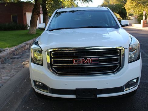 Used 2018 GMC Yukon XL SLT image 36