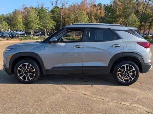 Used 2024 Chevrolet TrailBlazer LT image 4