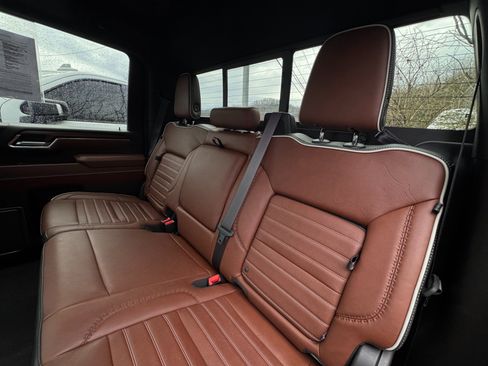 Used 2024 GMC Sierra 3500 Denali Ultimate image 45