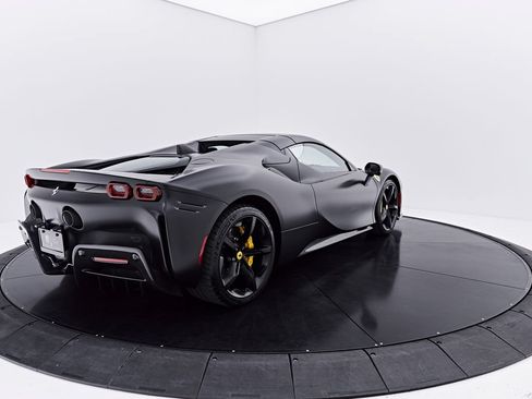 Used 2024 Ferrari SF90 Spider AWD/4WD image 18