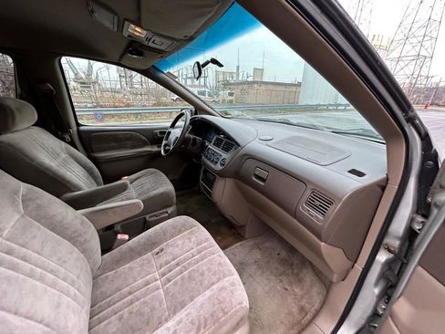 Used 2002 Toyota Sienna LE image 43