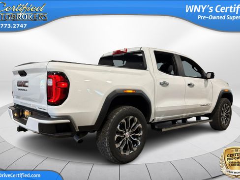 Used 2023 GMC Canyon Denali AWD/4WD image 6