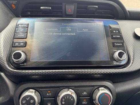 Used 2023 Nissan Kicks SV FWD image 23