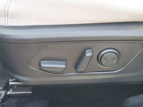 Used 2025 Hyundai Tucson SEL FWD image 10