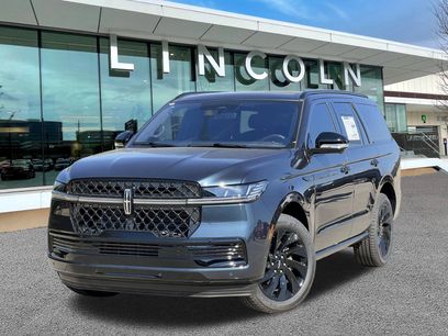 New 2025 Lincoln Navigator Reserve w/ Jet Appearance Package