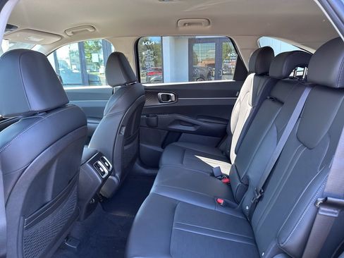 New 2026 Kia Sorento S image 21