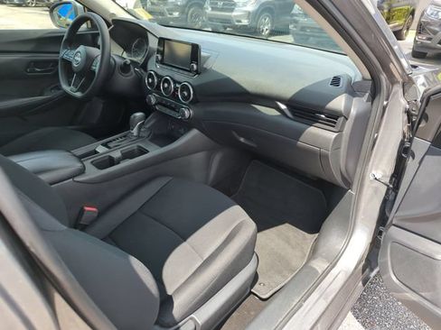 Used 2024 Nissan Sentra S FWD image 33