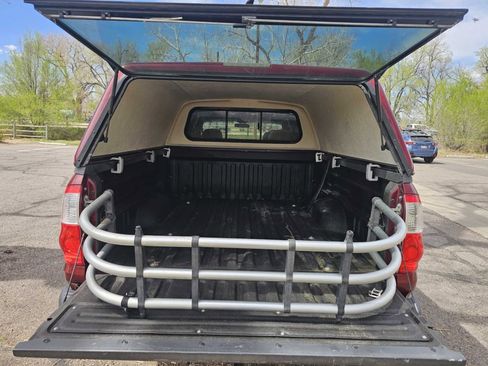 Used 2004 Toyota Tundra Limited image 37