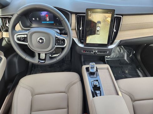 New 2026 Volvo XC90 T8 Plus w/ Protection Package Premier AWD/4WD image 15