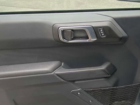New 2025 Ford Bronco 4-Door image 8
