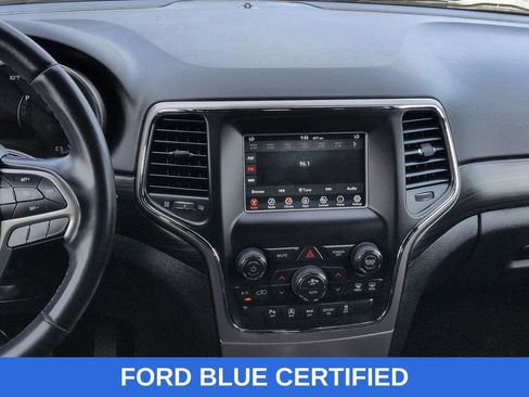 Used 2021 Jeep Grand Cherokee Laredo AWD/4WD image 18