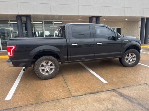 Used 2015 Ford F150 XLT w/ Equipment Group 302A Luxury RWD image 8