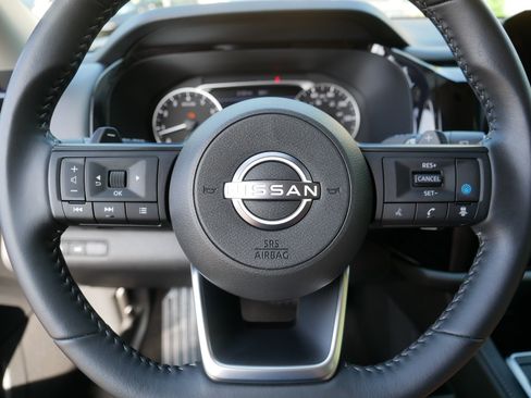 Certified 2025 Nissan Pathfinder SV AWD/4WD image 25