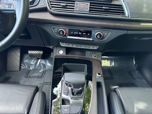 Certified 2022 Audi Q5 2.0T Premium Plus AWD/4WD image 11