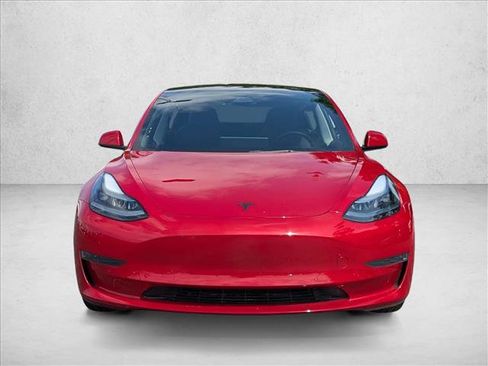 Used 2022 Tesla Model 3 RWD image 3