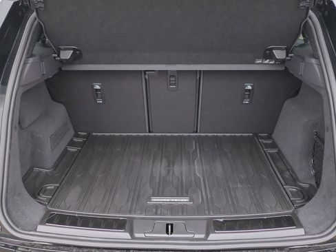 New 2026 Land Rover Range Rover Evoque Dynamic SE image 35