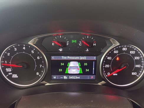 Used 2024 GMC Terrain SLT w/ Infotainment Package II AWD/4WD image 15