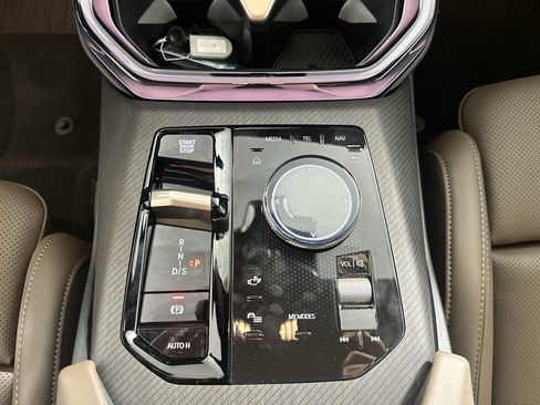 Used 2025 BMW X3 xDrive30i w/ Convenience Package image 14