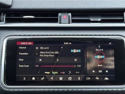 Used 2020 Land Rover Range Rover Velar R-Dynamic S image 23