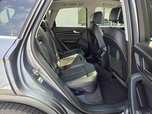 Used 2018 Audi Q5 2.0T Premium Plus w/ Premium Plus Package image 11