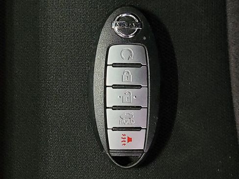 Used 2022 Nissan Sentra SR FWD image 32