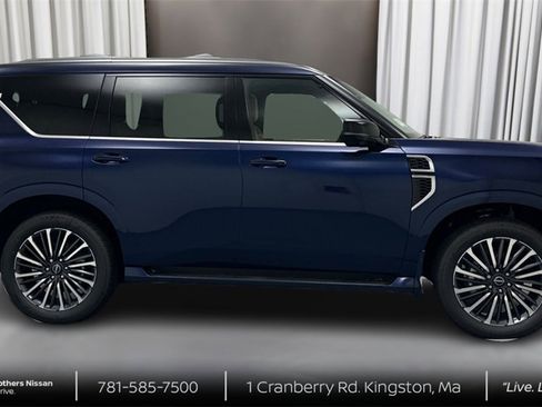 New 2025 Nissan Armada Platinum Reserve image 4