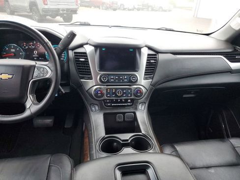 Used 2017 Chevrolet Tahoe LT image 13