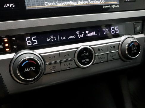 Used 2015 Subaru Outback 2.5i Limited image 34