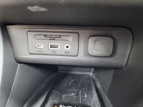 Certified 2023 Buick Encore GX Essence w/ Advanced Technology Package image 16