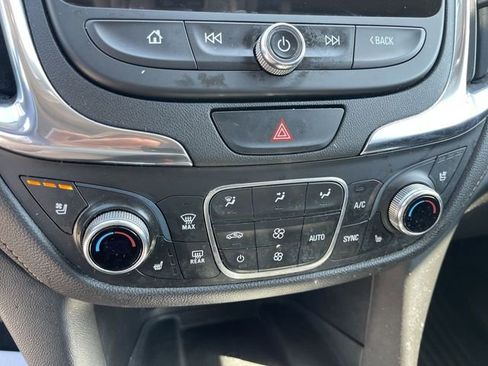 Used 2020 Chevrolet Equinox Premier AWD/4WD image 19