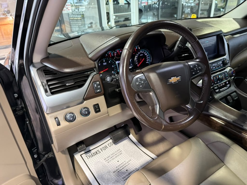 Used 2020 Chevrolet Suburban LT AWD/4WD image 23