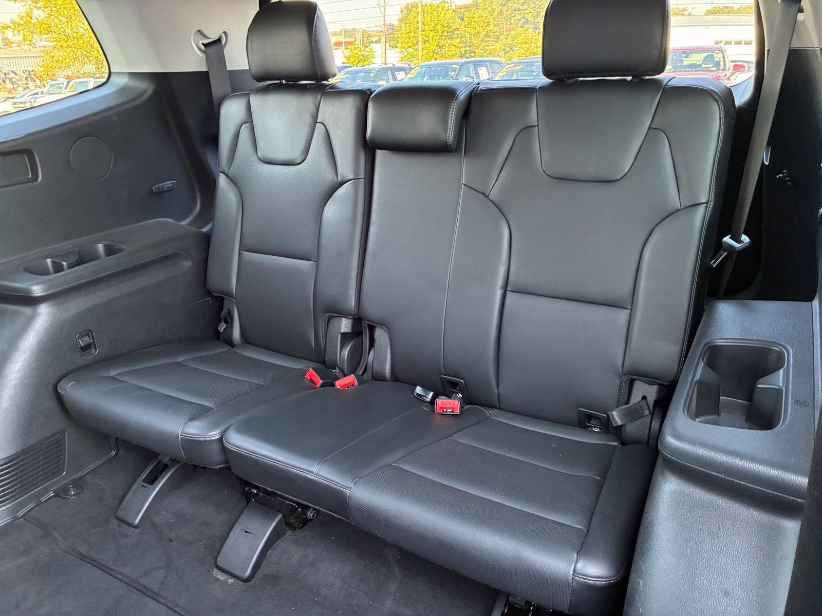 Used 2025 Kia Telluride S FWD image 16