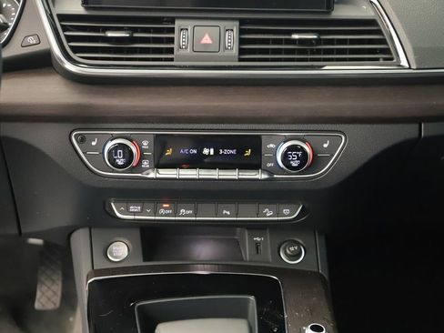 Certified 2023 Audi Q5 2.0T Premium w/ Convenience Package AWD/4WD image 20
