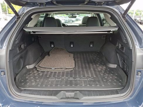 Used 2025 Subaru Outback Onyx Edition AWD/4WD image 28