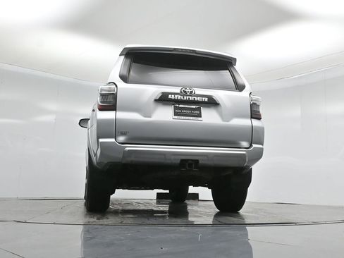 Used 2021 Toyota 4Runner TRD Off-Road image 51
