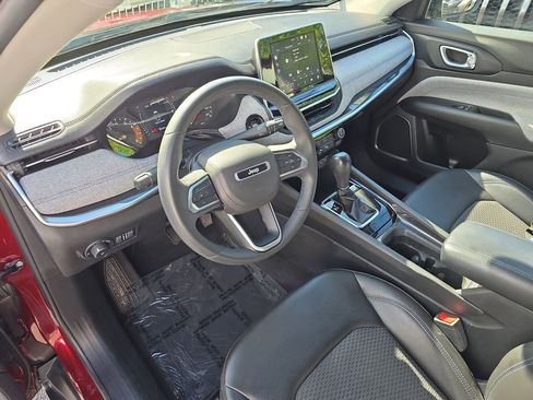 Used 2022 Jeep Compass Latitude image 16