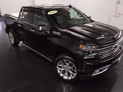 Used 2020 Chevrolet Silverado 1500 High Country w/ Technology Package AWD/4WD image 11