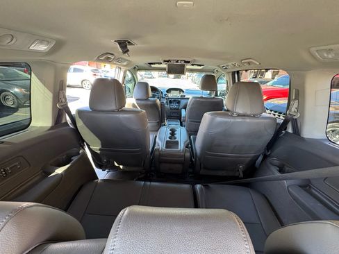 Used 2016 Honda Odyssey Touring image 18
