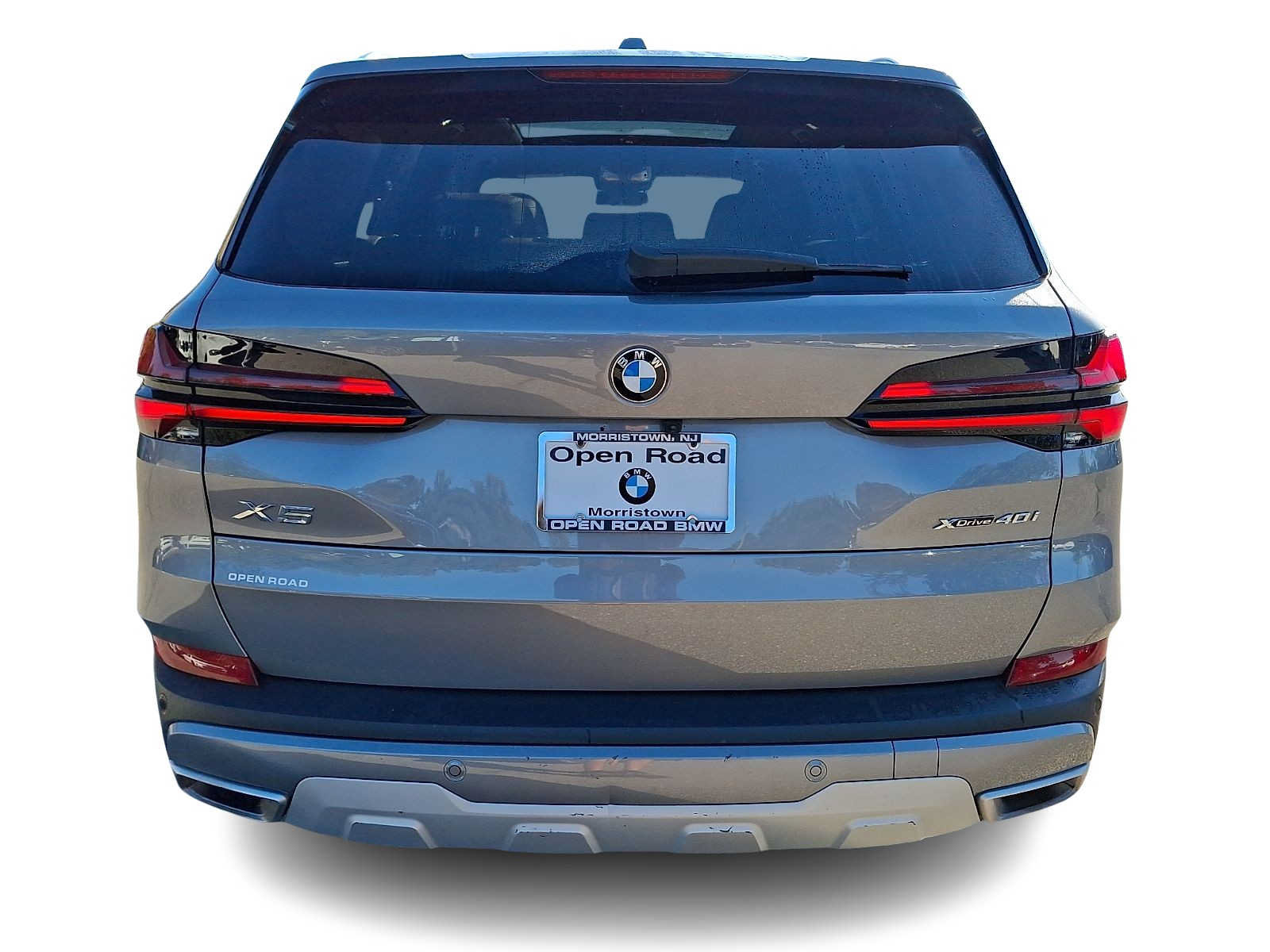 Used 2024 BMW X5 xDrive40i w/ Premium Package AWD/4WD image 4