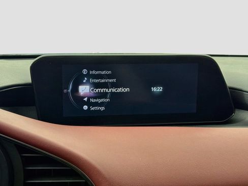 Used 2020 MAZDA MAZDA3 Hatchback w/ Premium Package FWD image 15