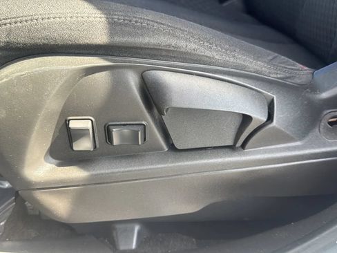 Used 2013 Chevrolet Equinox LS FWD image 16