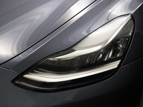 Used 2023 Tesla Model Y Long Range image 53