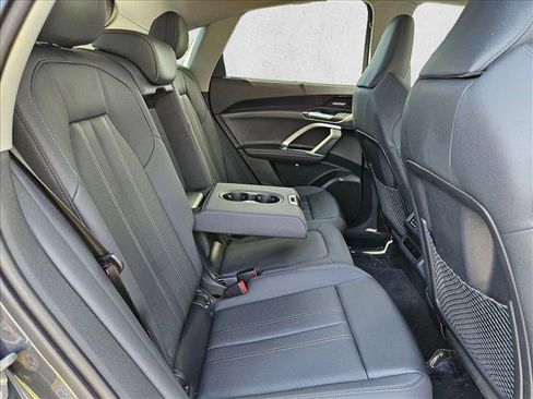 Certified 2025 Audi Q5 Premium Plus w/ Premium Plus AWD/4WD image 25