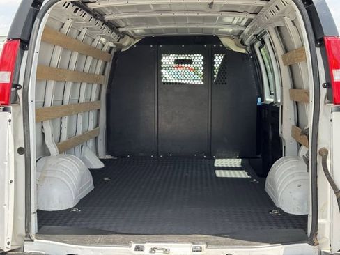 Used 2024 Chevrolet Express 2500 w/ Driver Convenience Package RWD image 23
