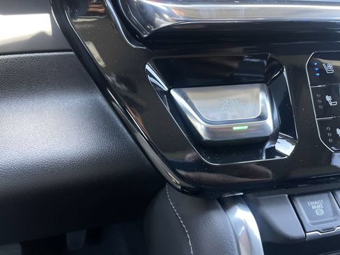 New 2026 GMC Sierra 2500 Denali w/ Denali Reserve Package AWD/4WD image 17