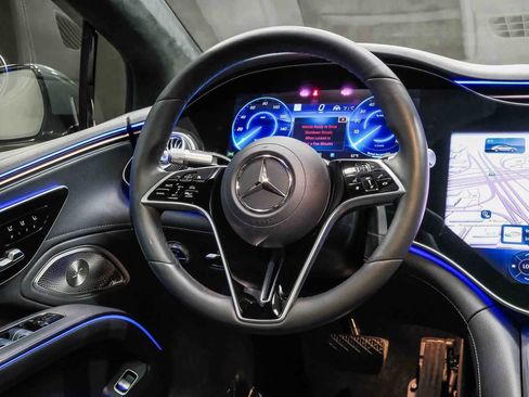 Certified 2024 Mercedes-Benz EQS 580 4MATIC Sedan image 17