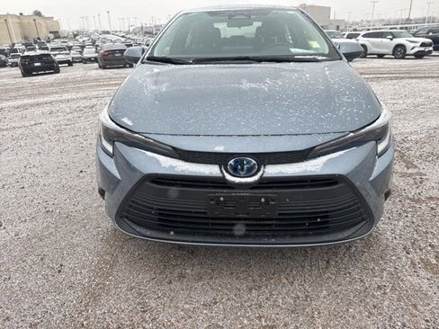 Used 2024 Toyota Corolla LE image 8