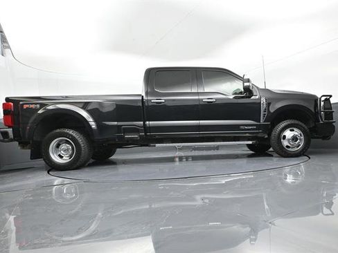 Used 2024 Ford F350 Lariat w/ Chrome Package AWD/4WD image 34