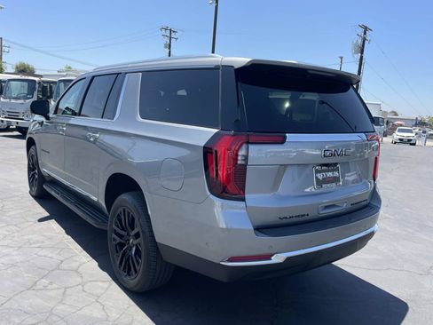 New 2026 GMC Yukon XL Elevation w/ Elevation Premium Package AWD/4WD image 7
